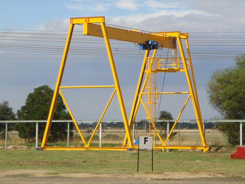 歐標(biāo)門式起重機